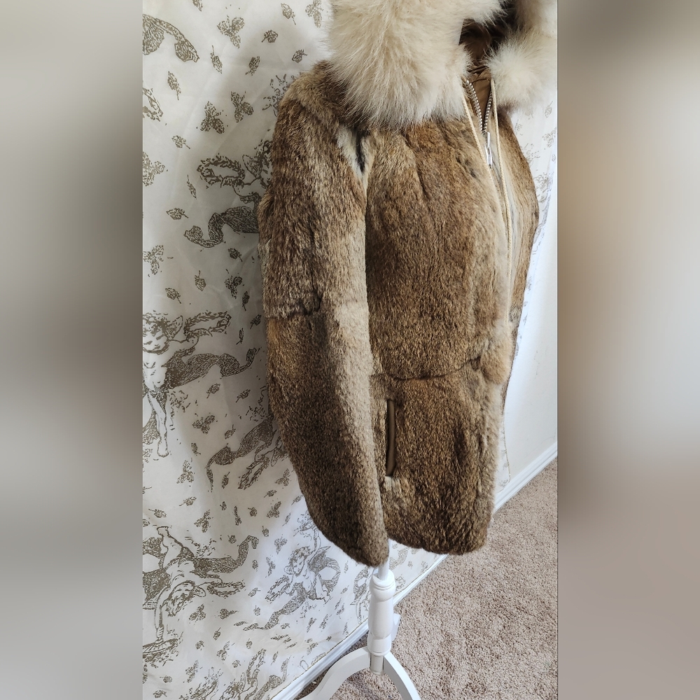Vintage 70s 80s genuine rabbit fur hooded tan and Cream hooded jacket/ c… - Picture 2 of 9